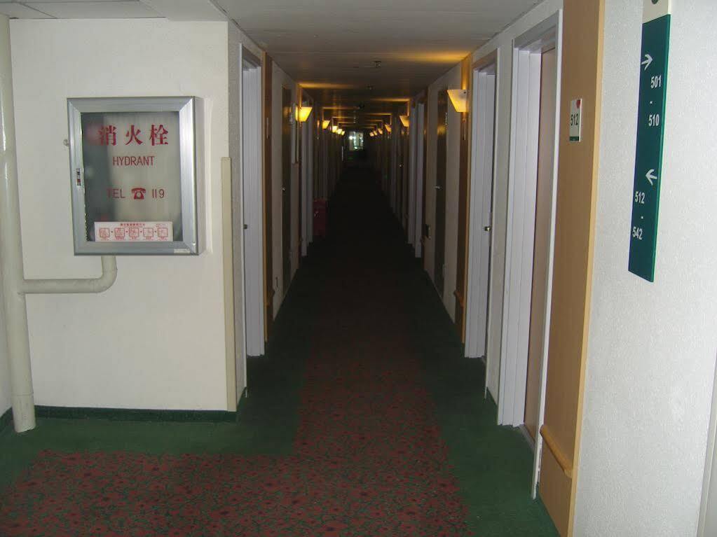 ホテル イビス シェンヤン ティシ 瀋陽 エクステリア 写真